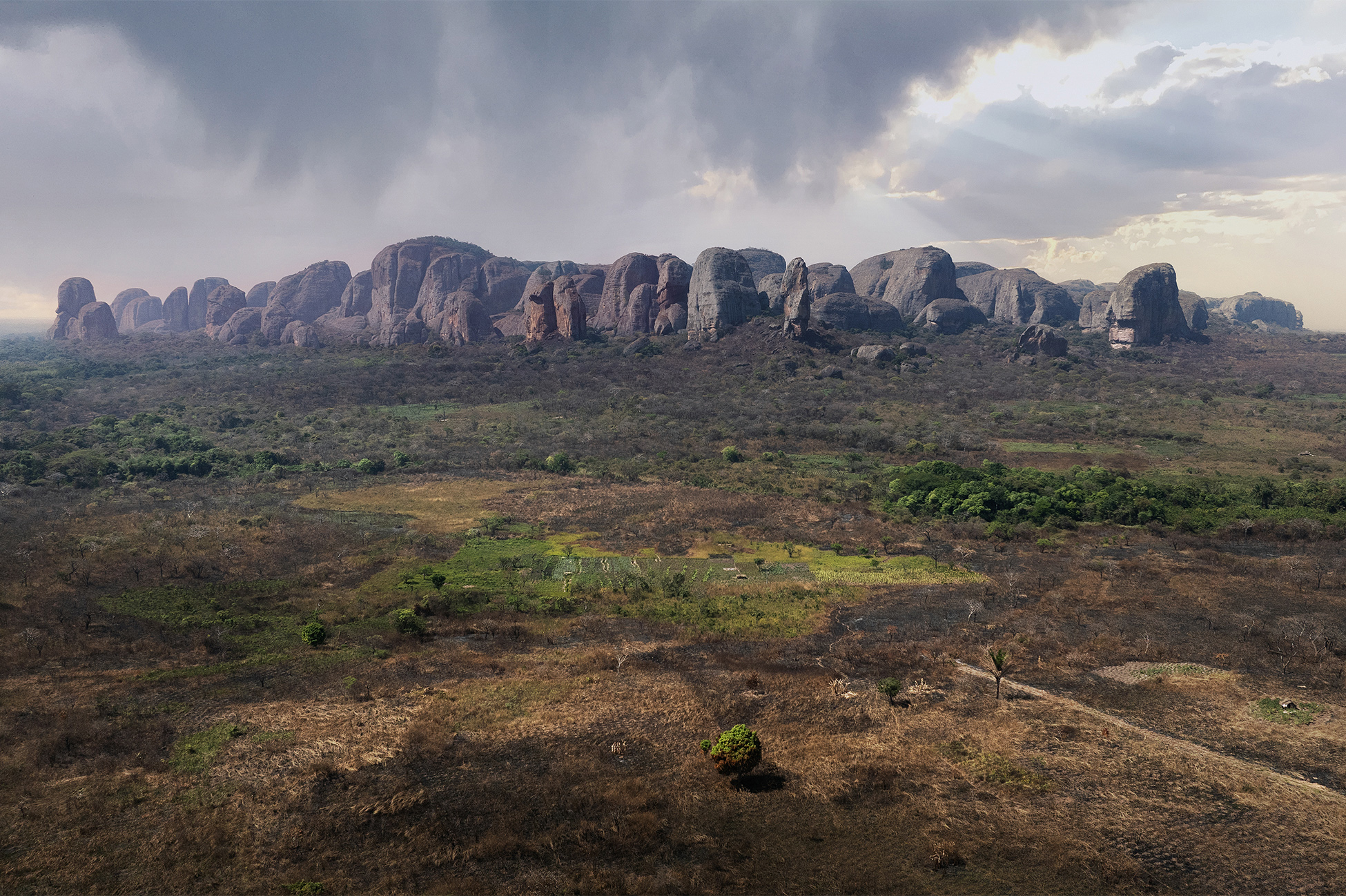 Pedras Negras de Pungo Andongo is a dramatic set of ancient monolithic rock formations rising above the savanna in the Pungo‑Andongo area of Malanje Province in Angola.