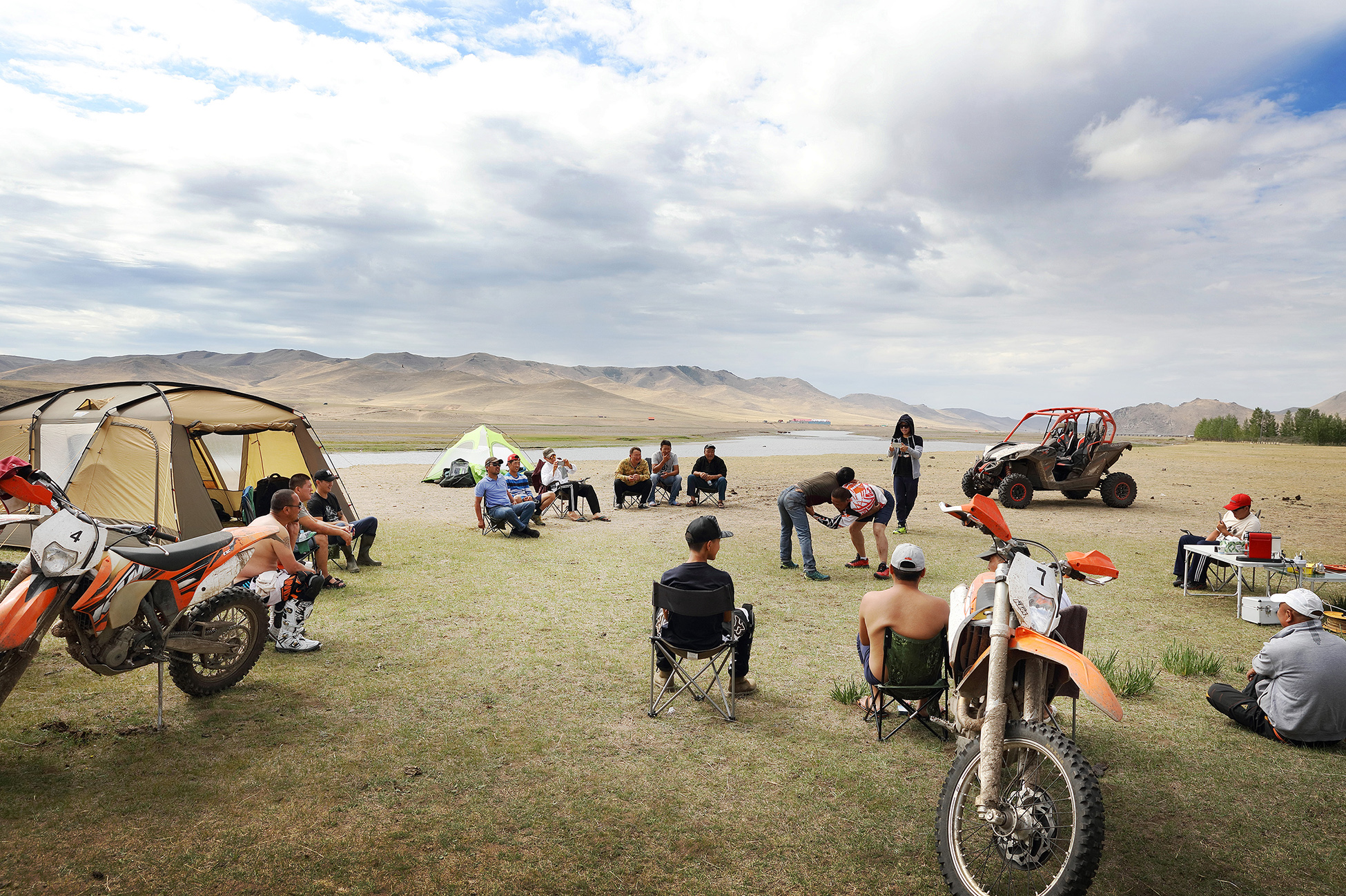 Wrestling is the national sport of Mongolia and the locals like keeping sharp by regularly challenging each other to spontaneous matches.